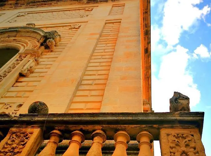 Charming Apt With Baroque View -